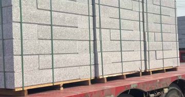  芙蓉白路沿石装车