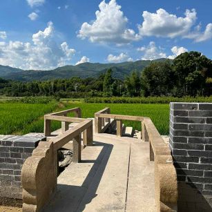花岗岩仿古石材景区使用案例