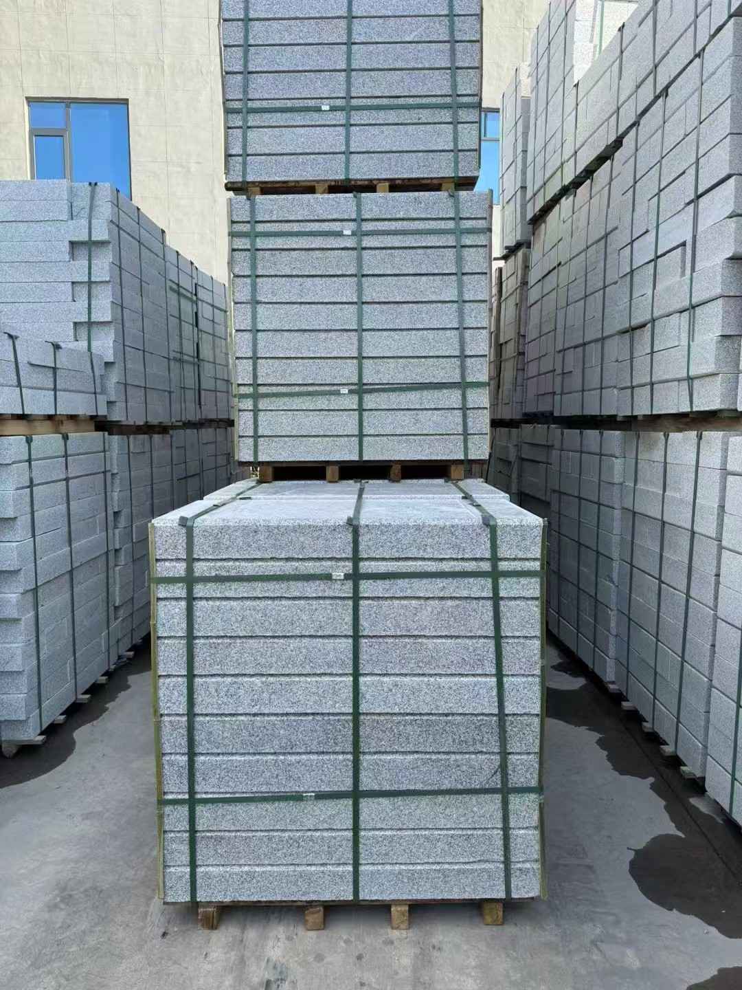  公园台阶石