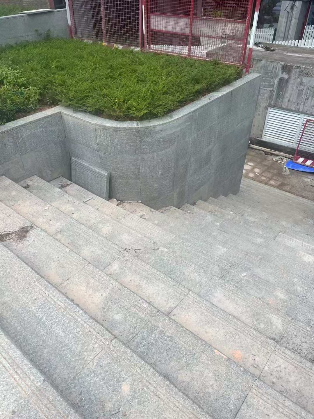  芝麻黑火烧面铺装案例