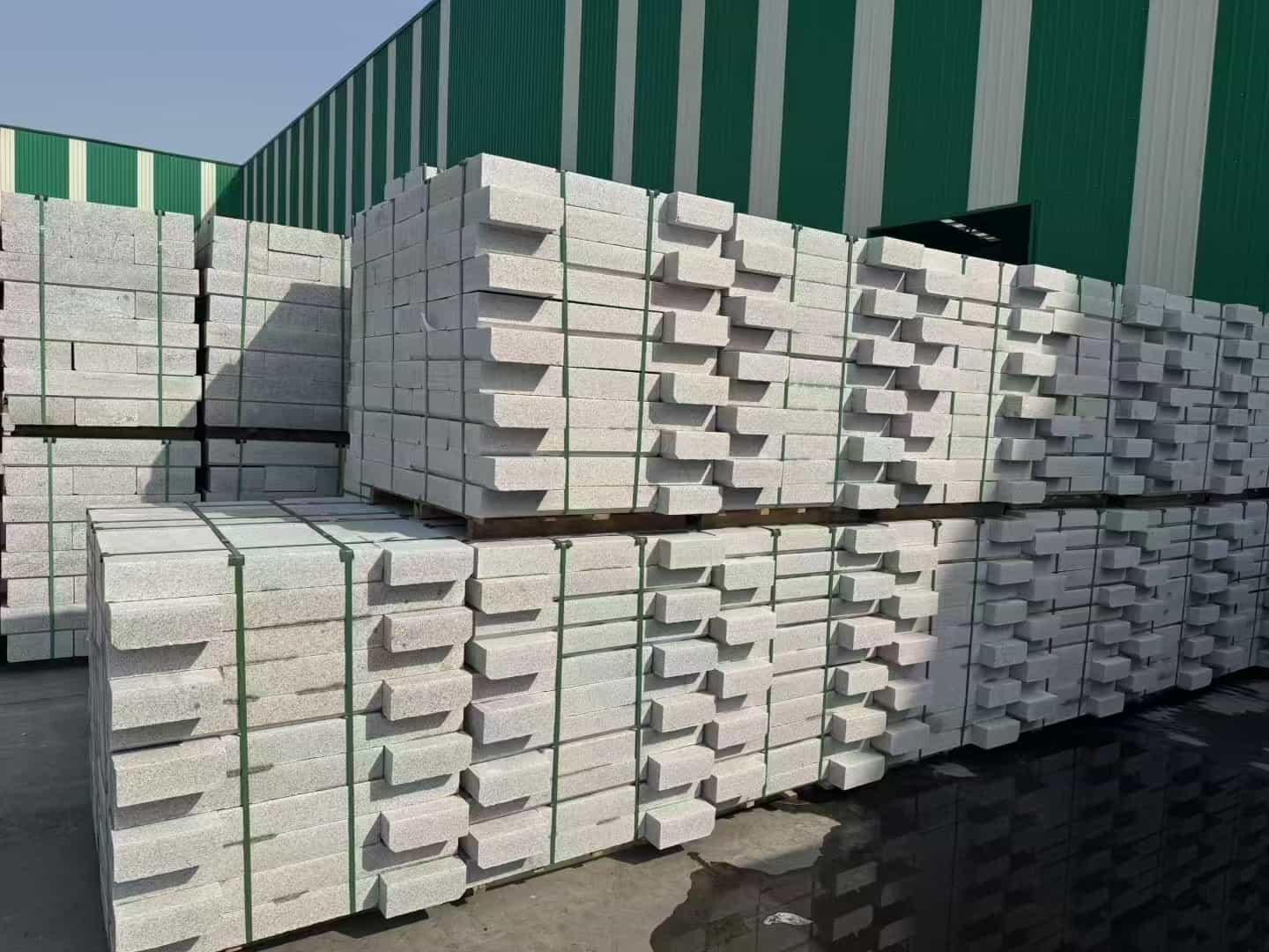 芝麻白路沿石
