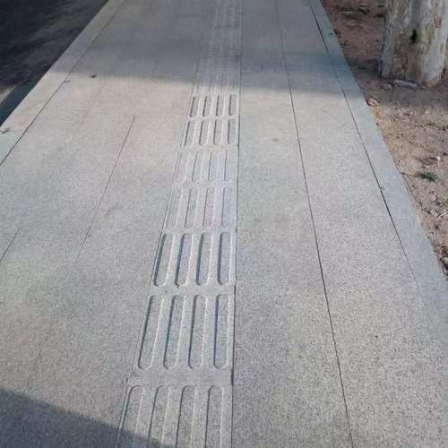  芝麻白盲道盲点