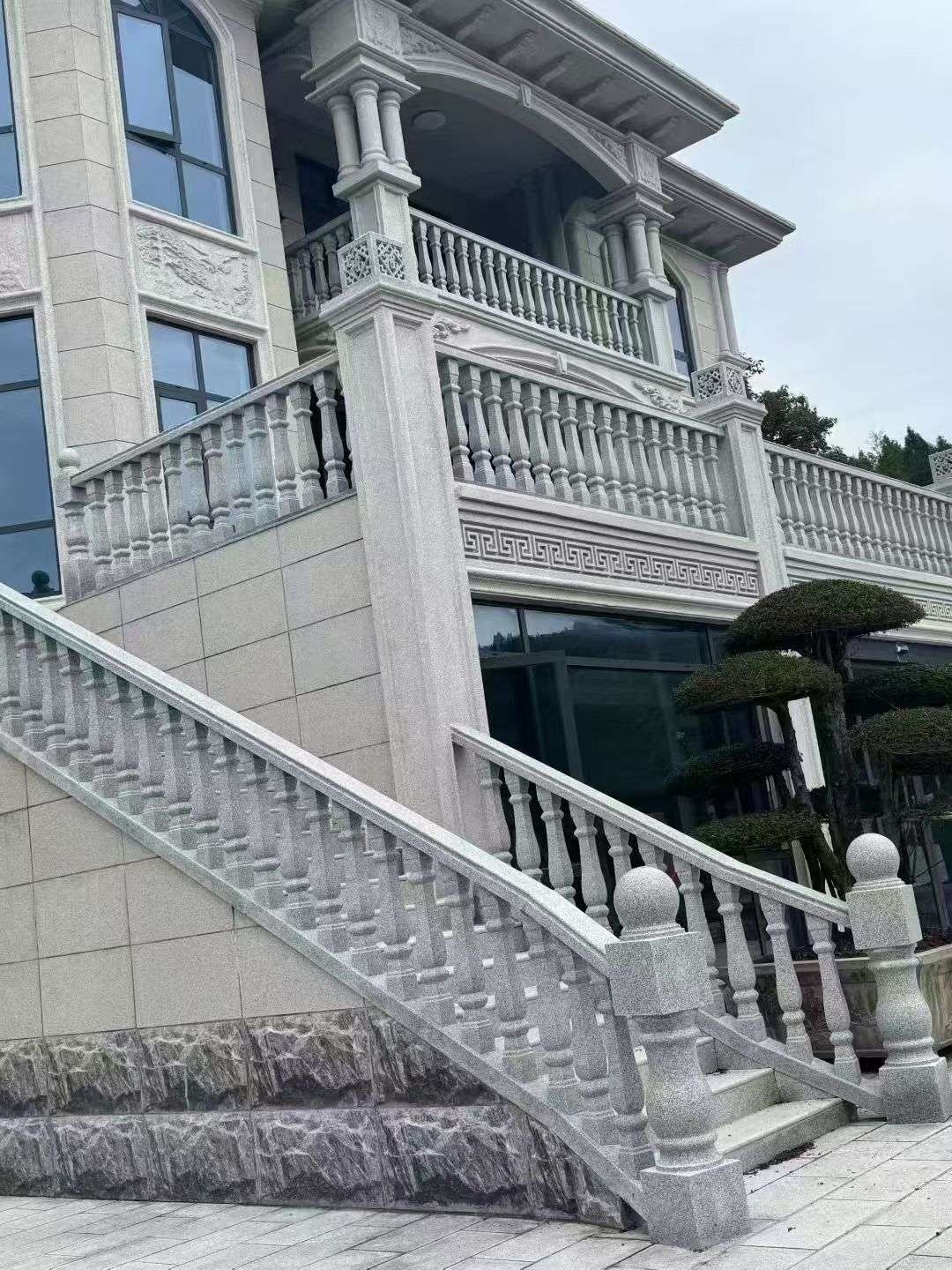  芝麻白别墅，栏杆