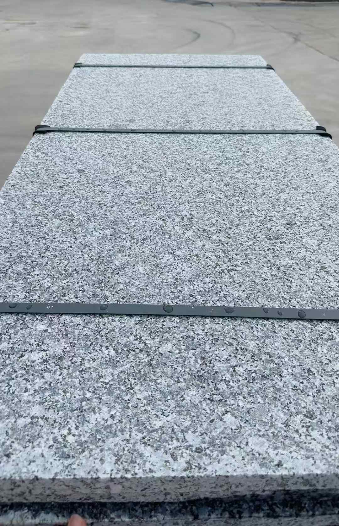  芝麻黑火烧面毛板，条板，半成品